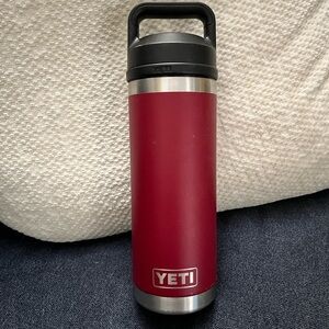 18oz Yeti water bottle